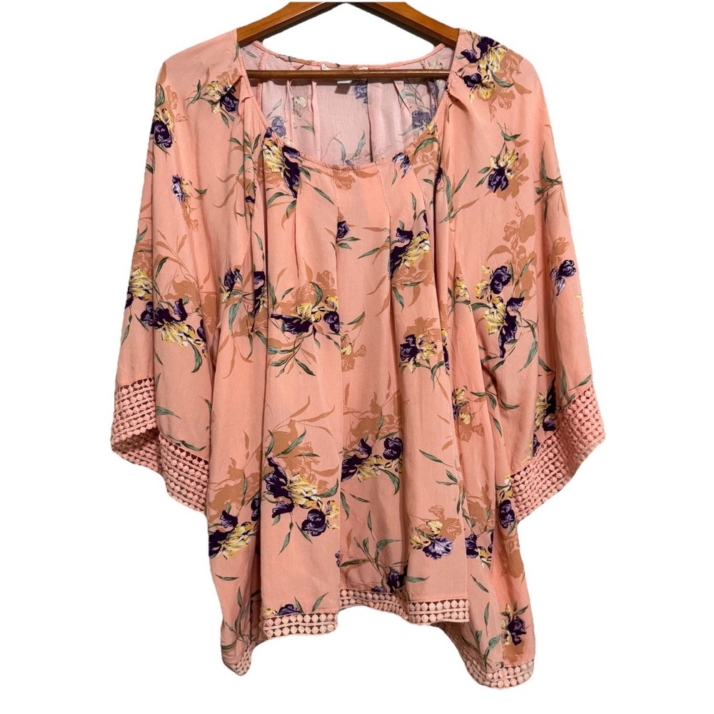 Susanne Betro Women's 4X Top Peach Floral Crochet Lace Hem Fairy Lightweight